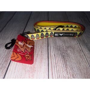 New Sassy Woof DC Wonder Woman Dog Pet Fabric Leash Standard NWT 5 Feet Long